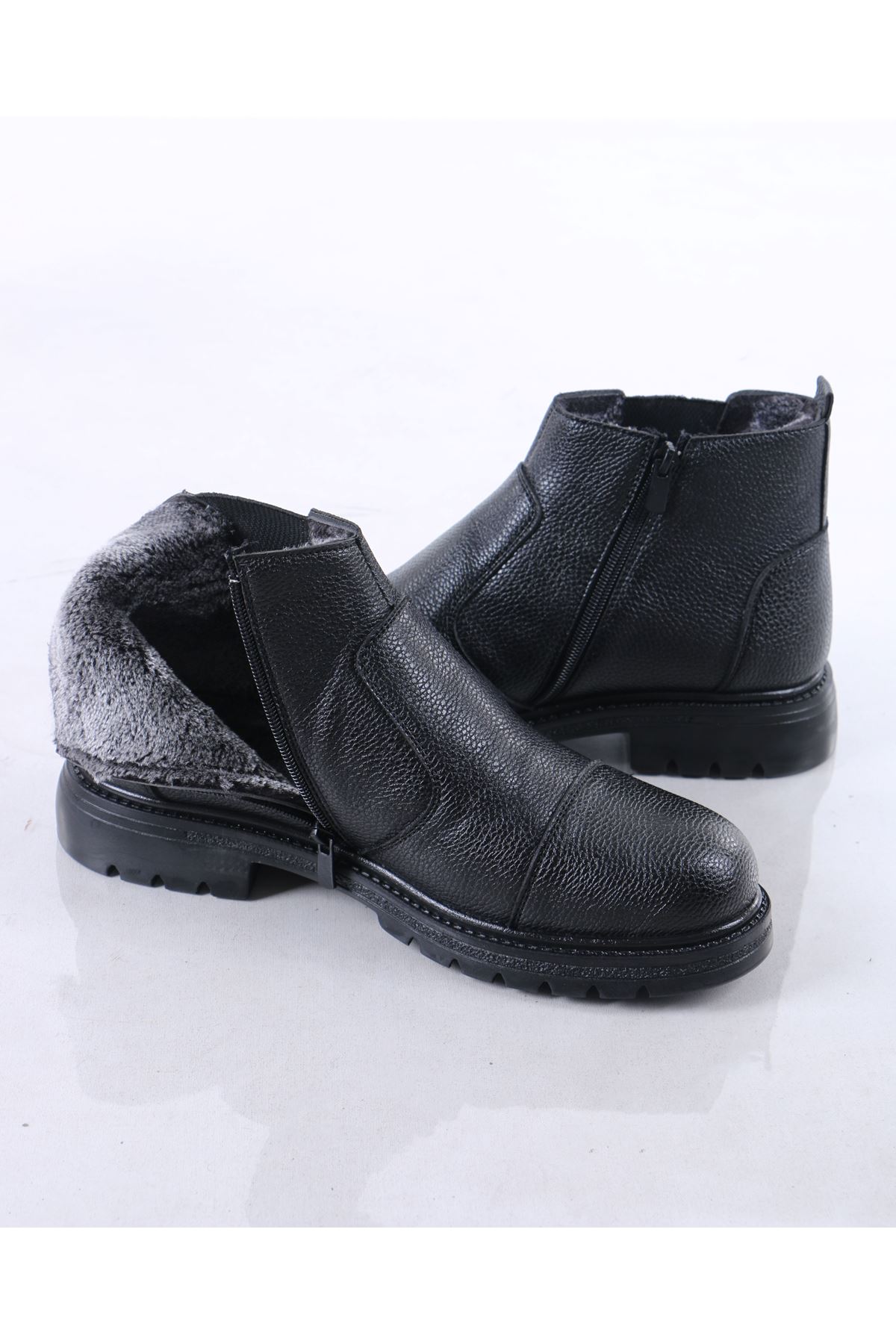 Letya Siyah Mat Deri Kürklü Fermuarlı Erkek Bot