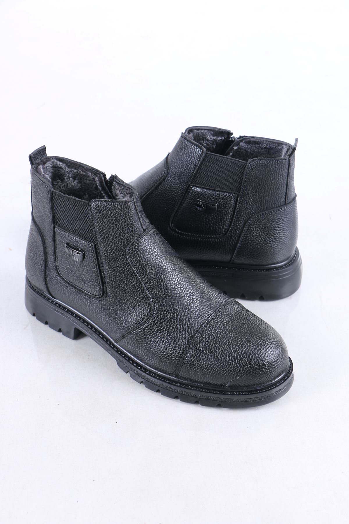 Letya Siyah Mat Deri Kürklü Fermuarlı Erkek Bot