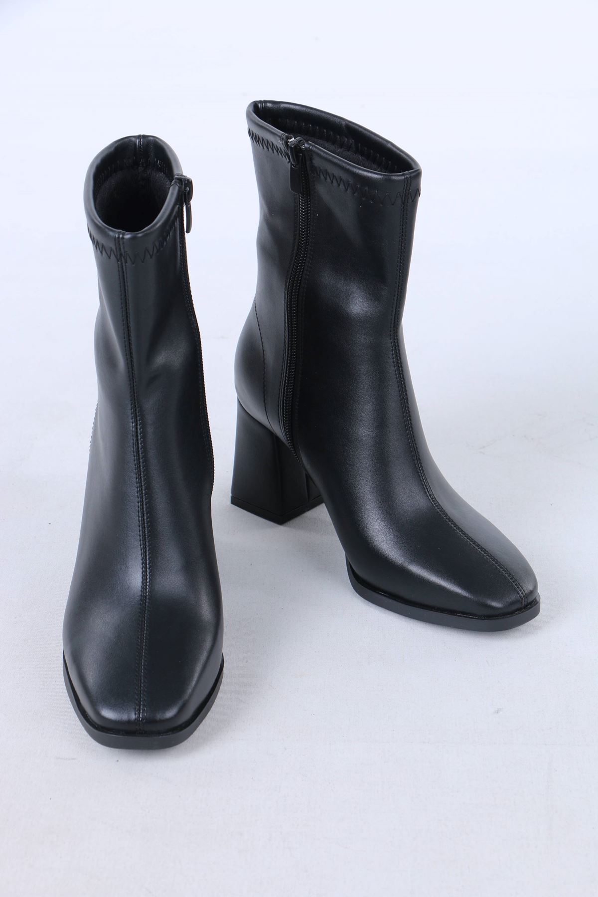 Jineen Siyah Fermuarlı Topuklu Kadın Bot