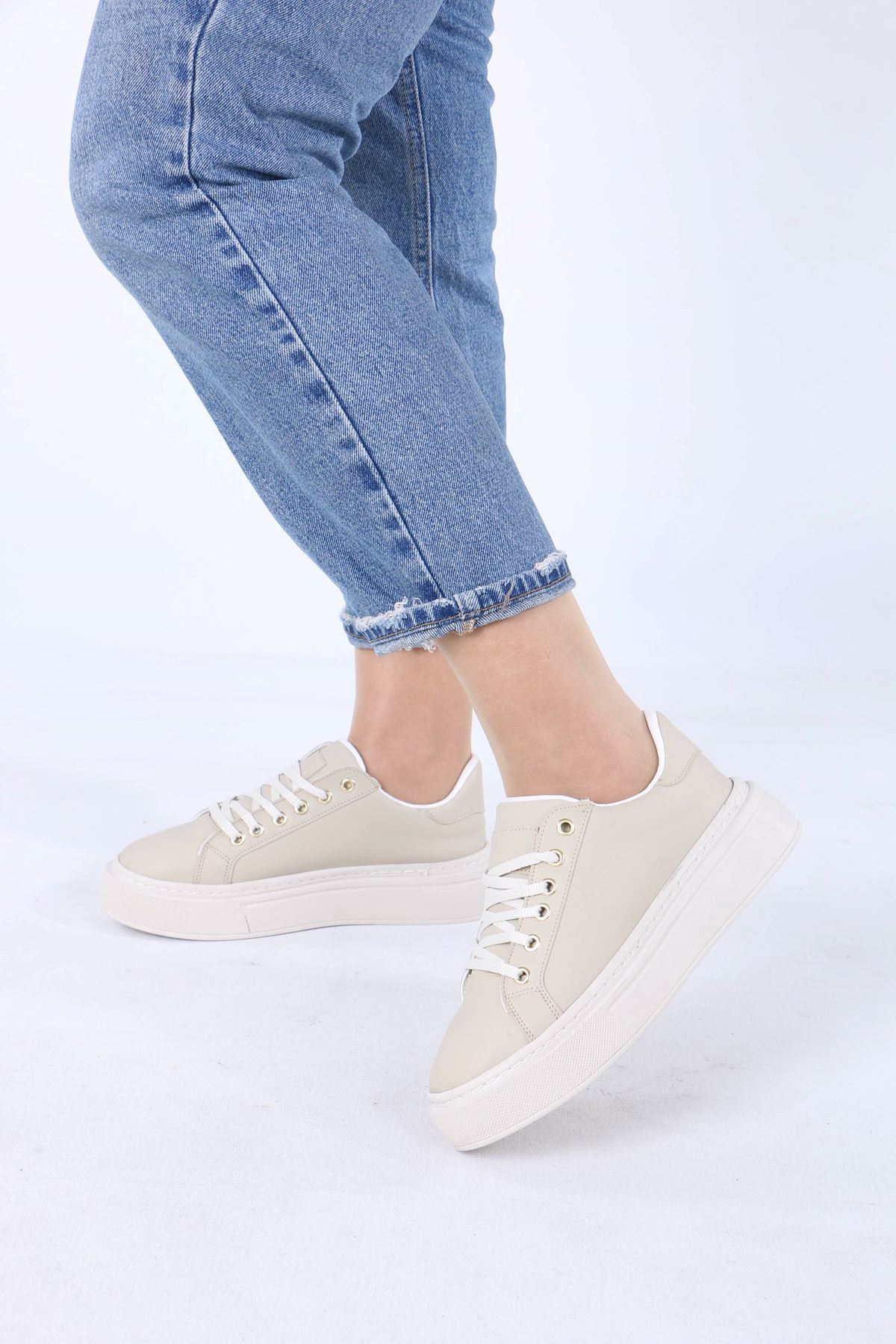 Jeri Nude Mat Deri Bağcıklı Kadın Spor Ayakkabı