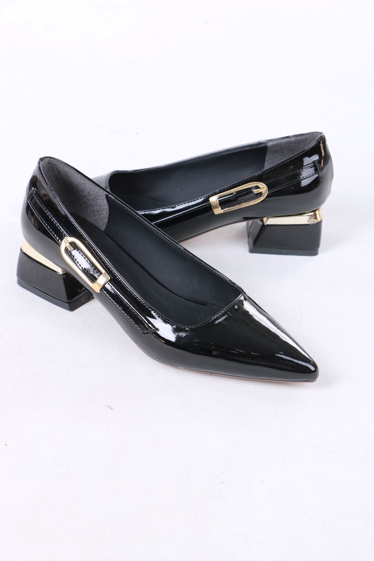 Zailor Siyah Rugan Tokalı Topuklu Kadın Ayakkabı