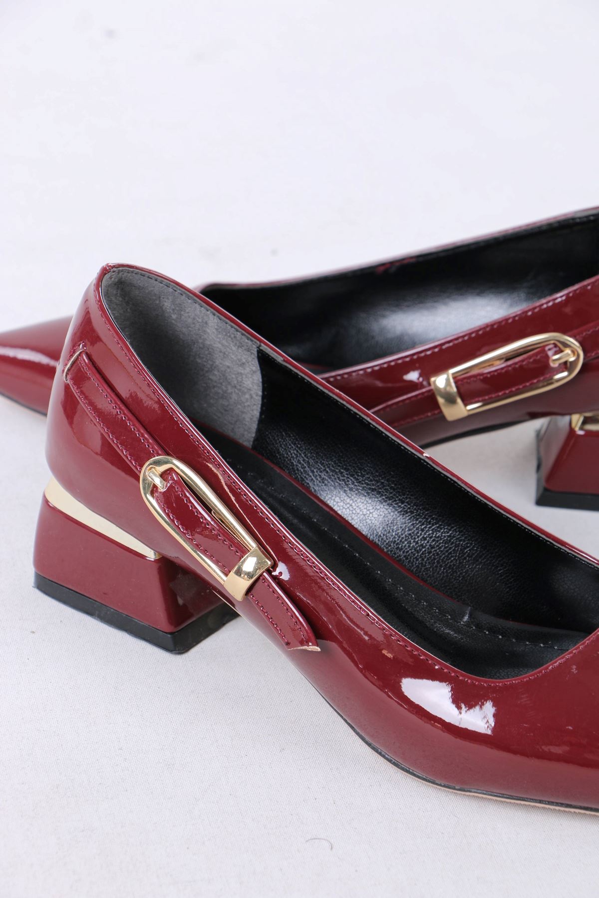 Zailor Bordo Rugan Tokalı Topuklu Kadın Ayakkabı