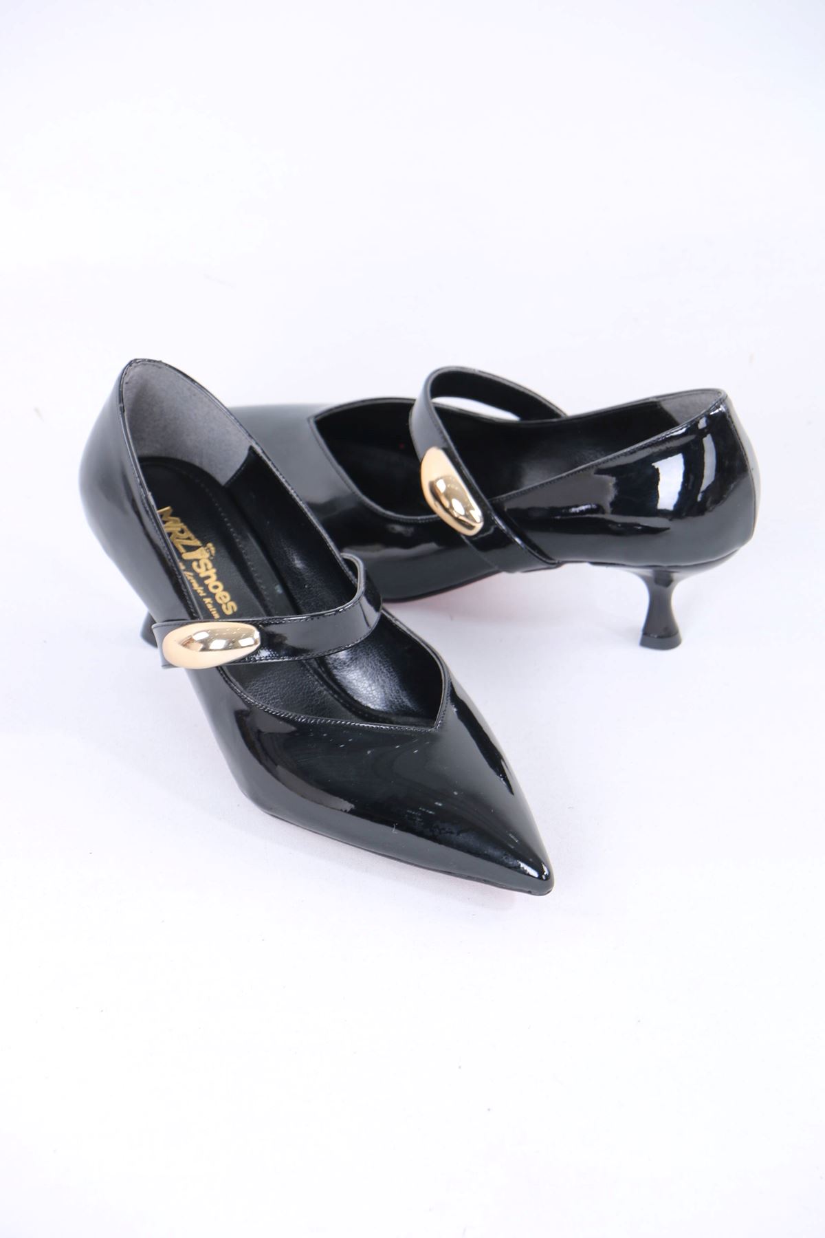 Lotye Siyah Rugan Tokalı Topuklu Kadın Ayakkabı