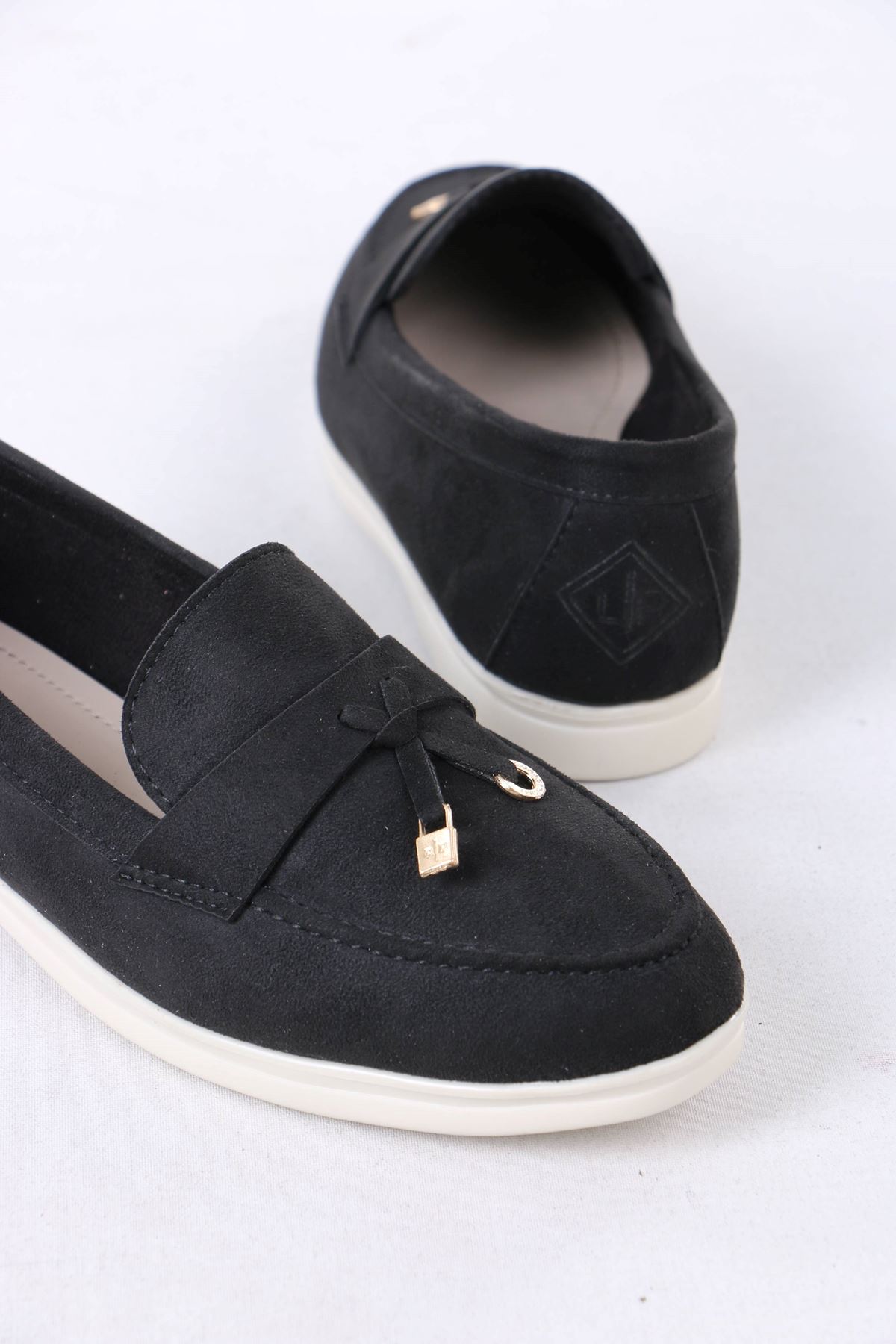 Julita Siyah Süet Günlük Kadın Ayakkabı