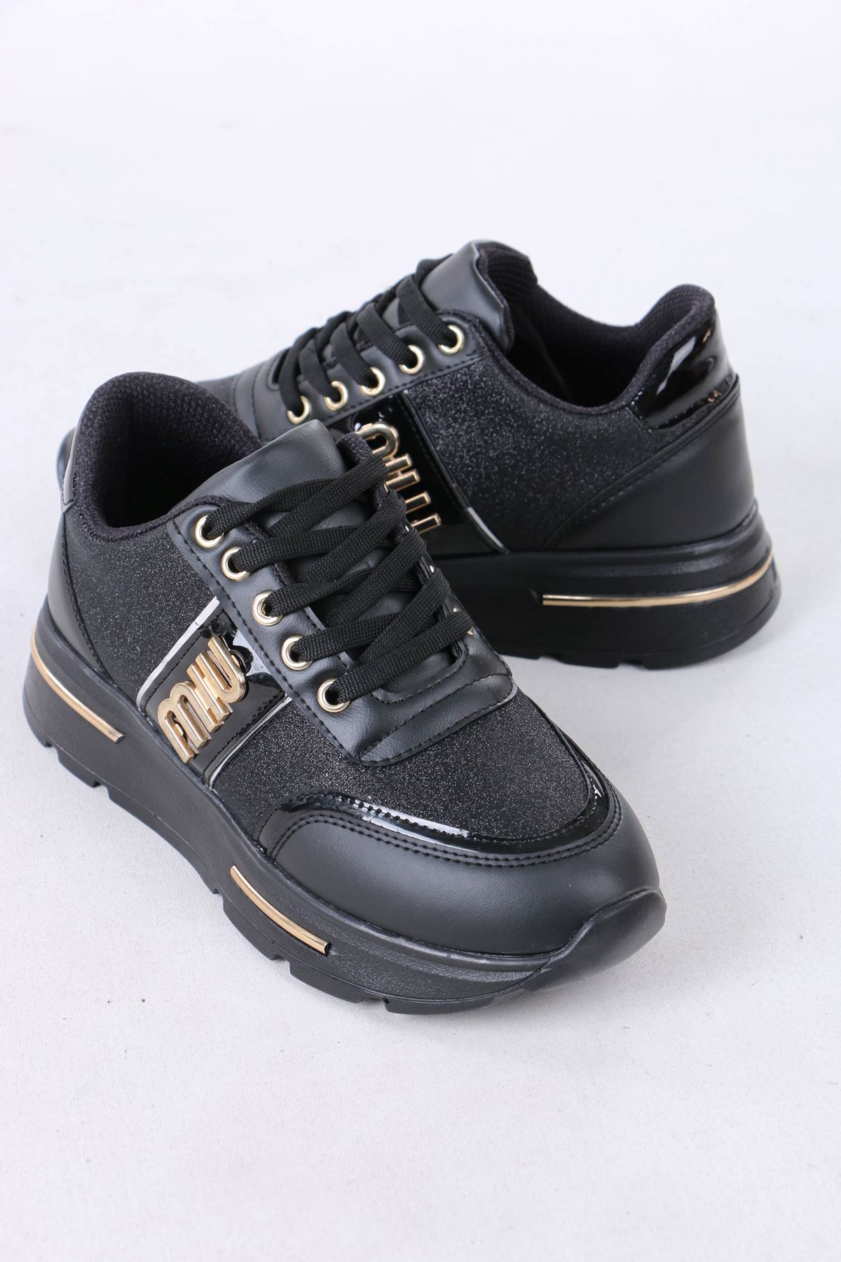 Karter Siyah Simli Kadın Spor Ayakkabı