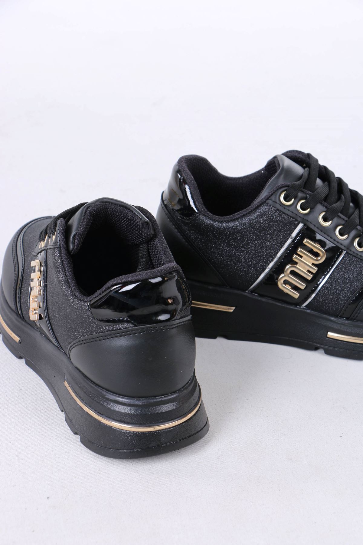 Karter Siyah Simli Kadın Spor Ayakkabı