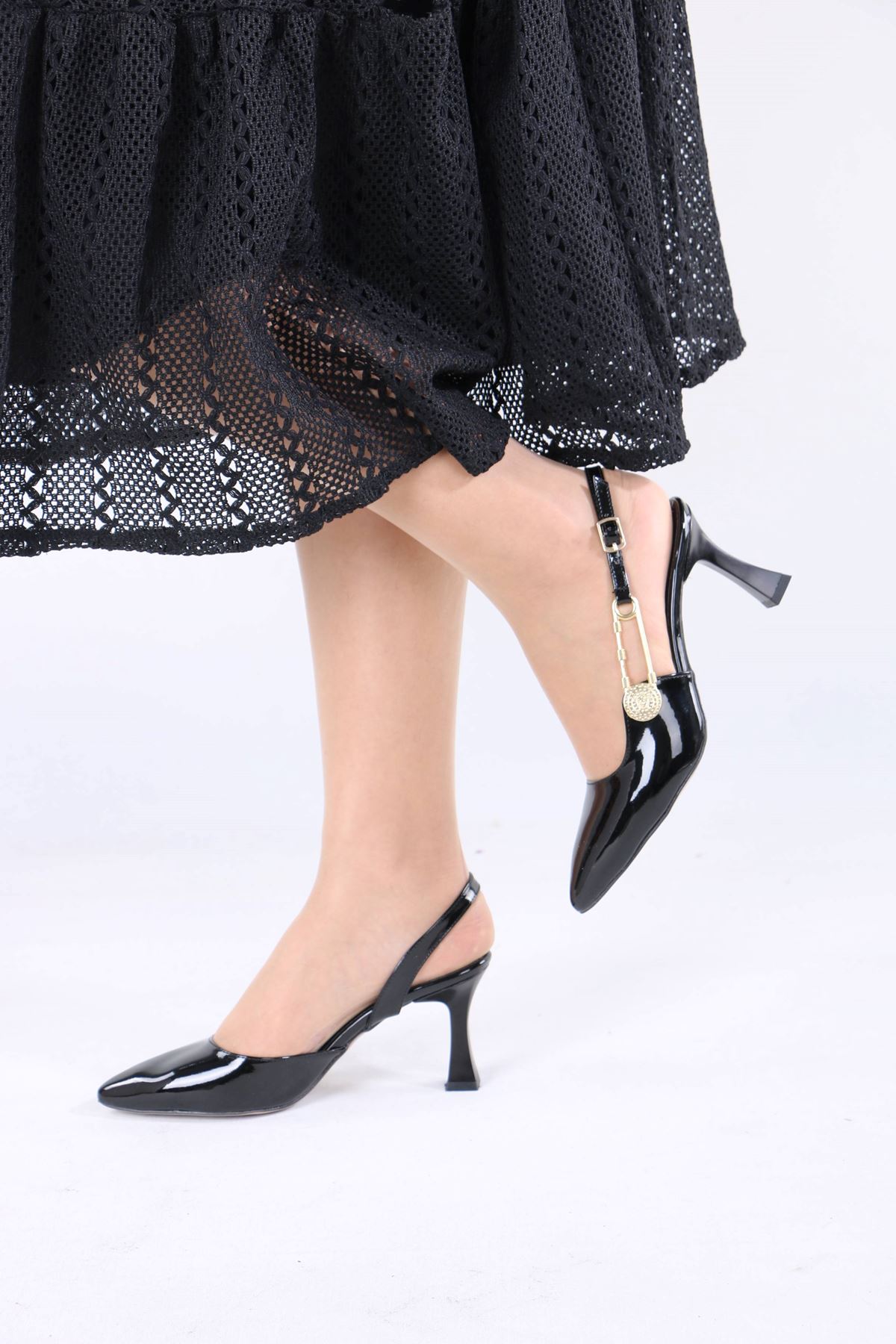 Melvil Siyah Rugan Kadın Topuklu Ayakkabı