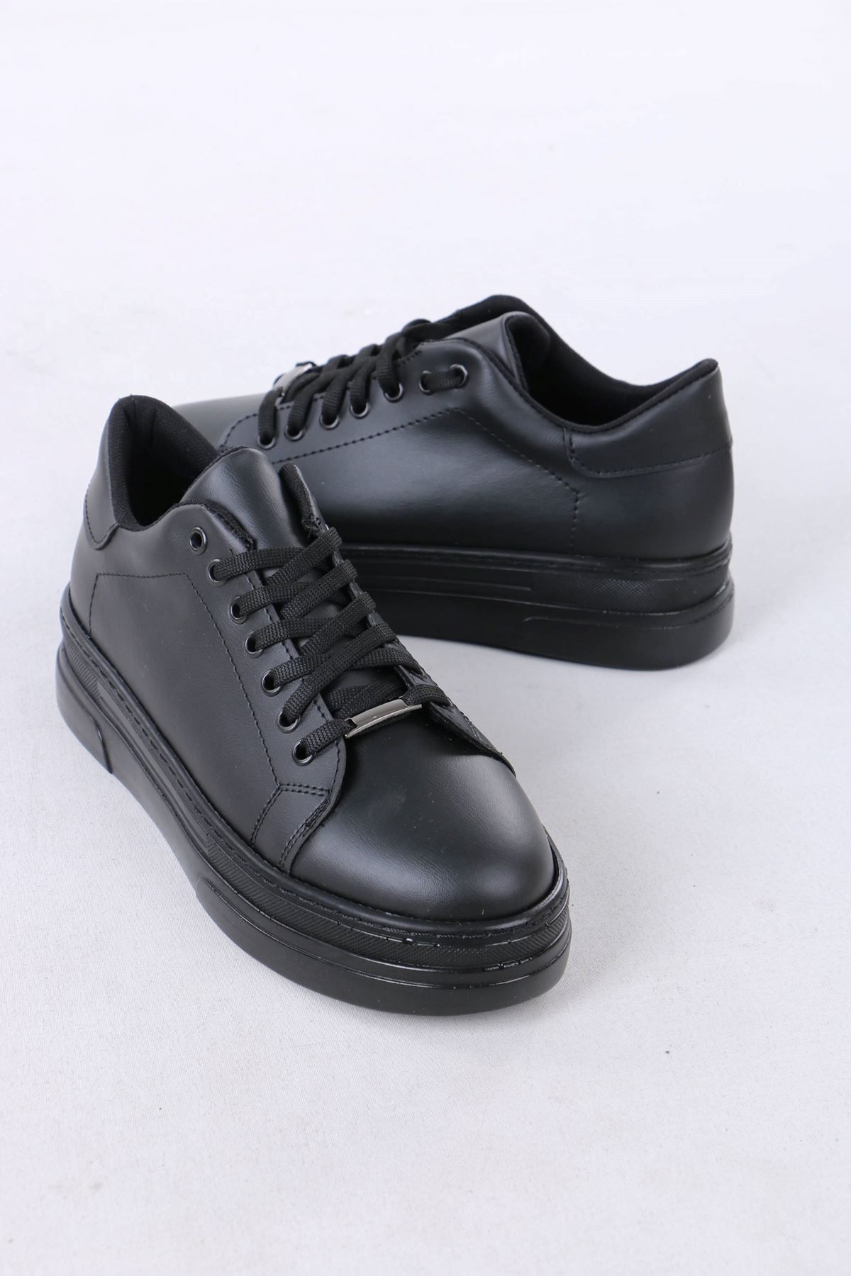 Mavise Siyah Mat Deri Kadın Spor Ayakkabı