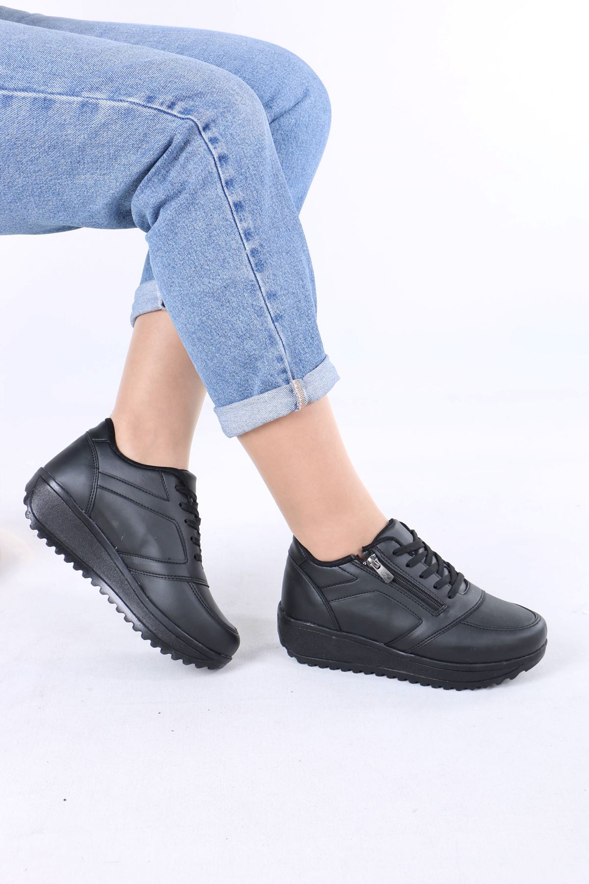 Destry Siyah Mat Deri Fermuarlı Bağcıklı Kadın Spor Ayakkabı