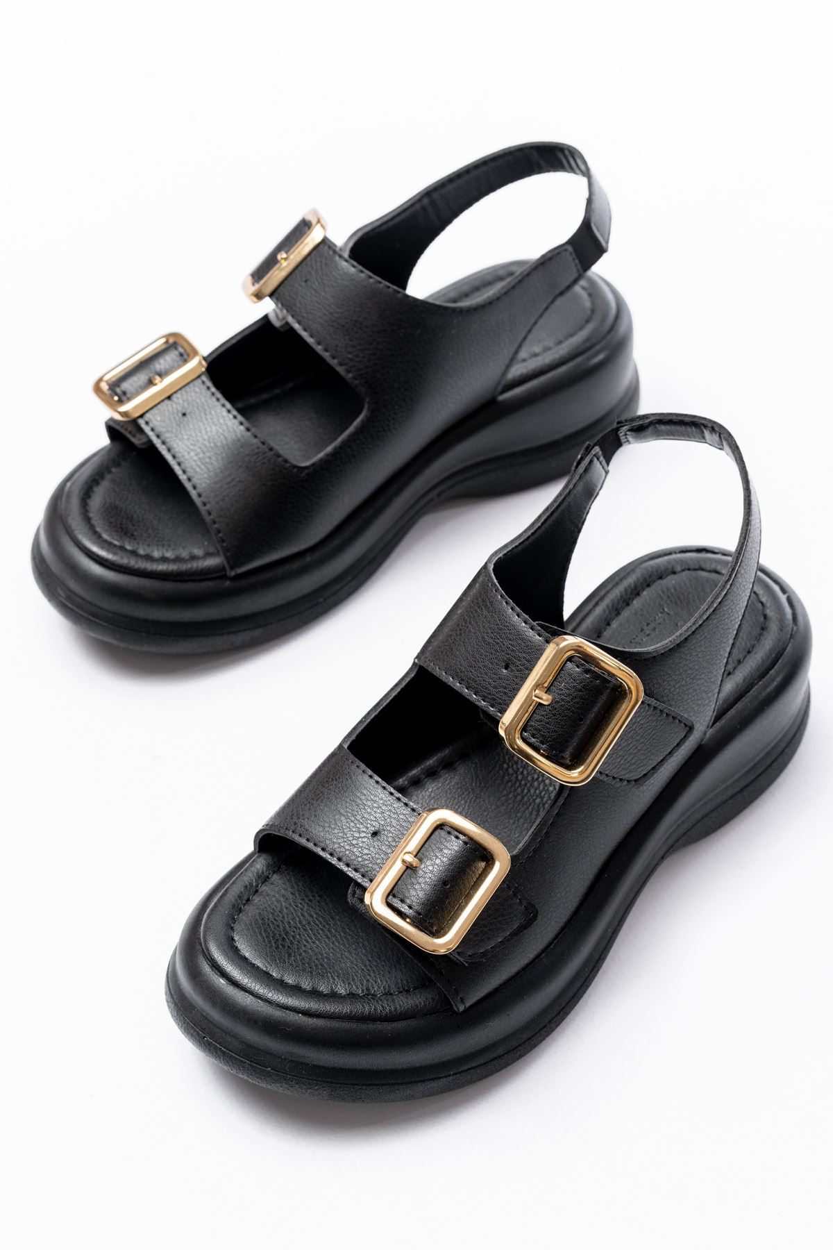 Lemoine Siyah Mat Deri Tokalı Kadın Sandalet