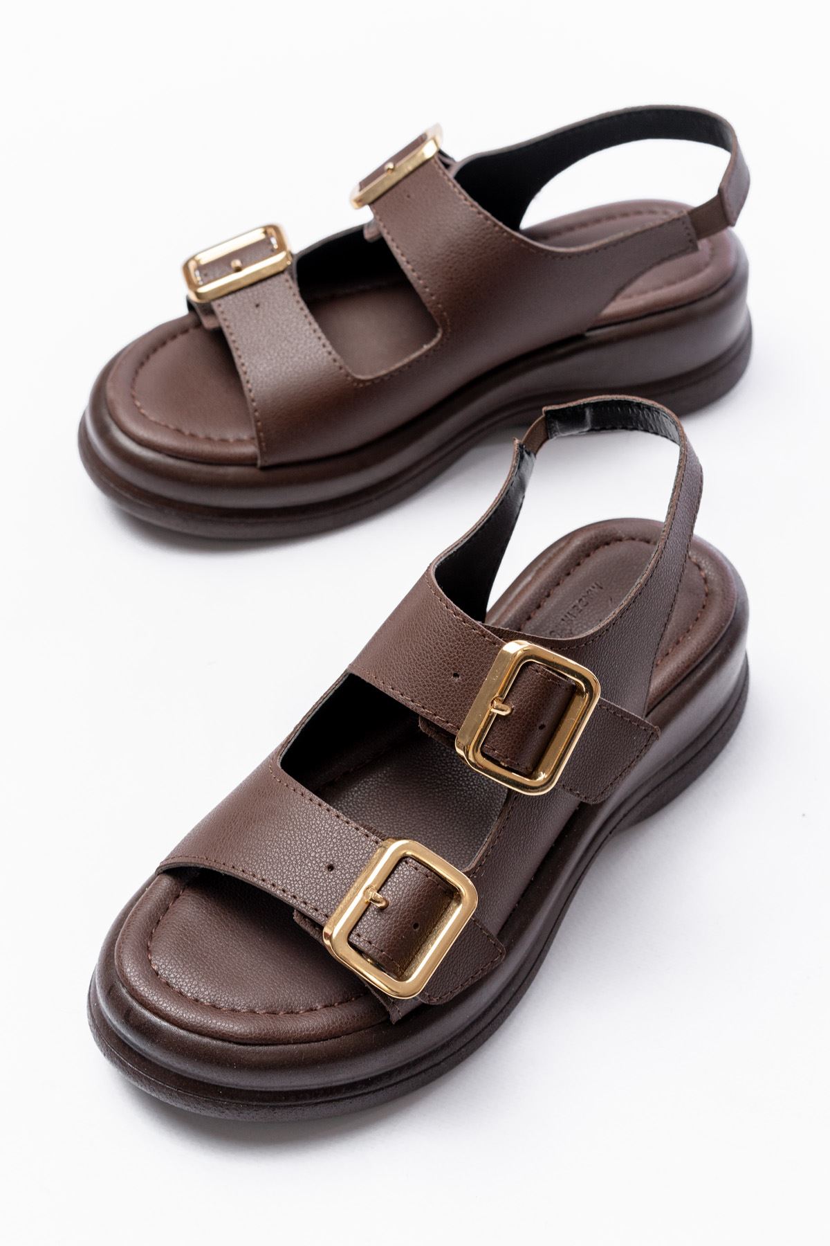 Lemoine Kahverengi Mat Deri Tokalı Kadın Sandalet