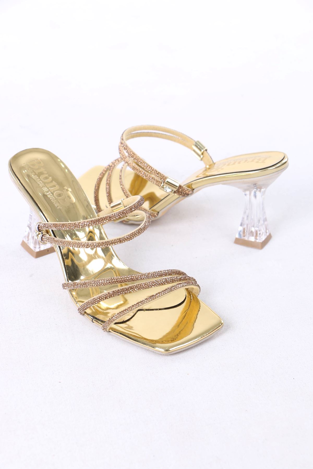 Jasper Gold Taşlı Şeffaf Topuklu Kadın Ayakkabı