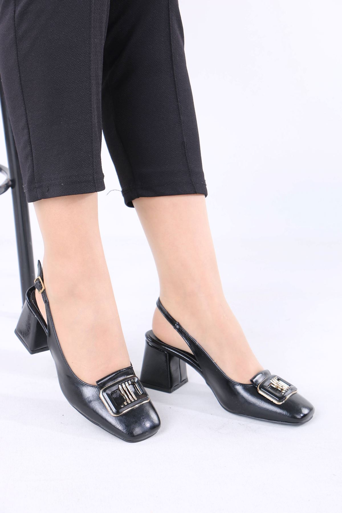 Naeva Siyah Rugan Kalın Topuklu Kadın Ayakkabı