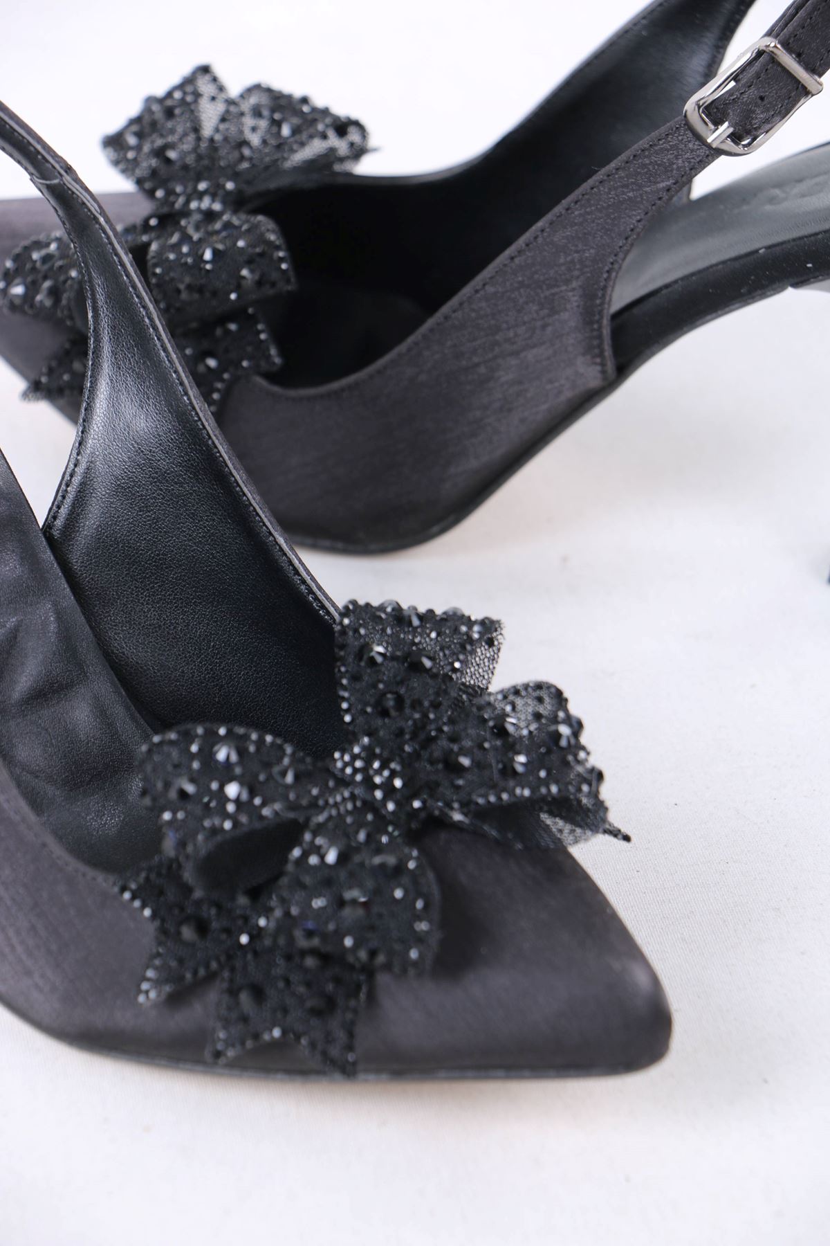 Louie Siyah Fiyonk Topuklu Kadın Ayakkabı