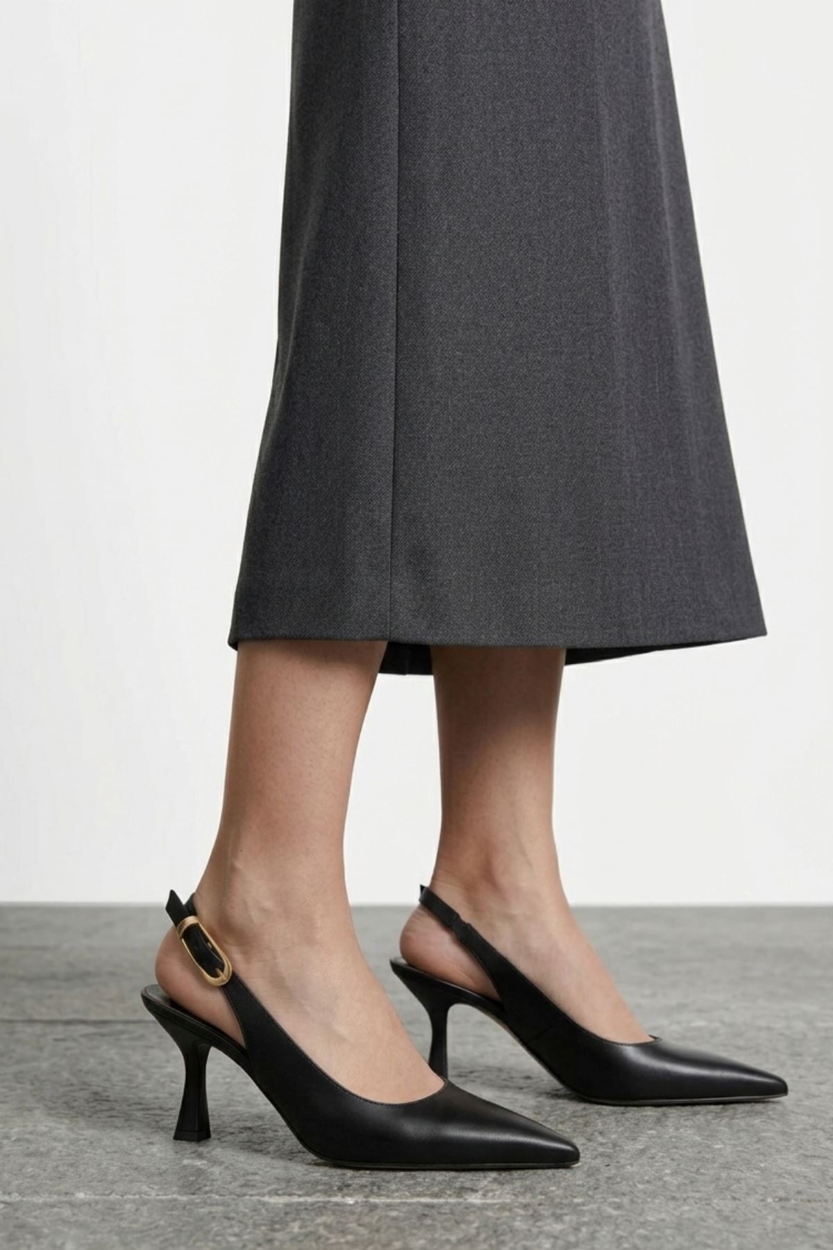 Nicola Siyah Mat Deri Kadın Topuklu Ayakkabı