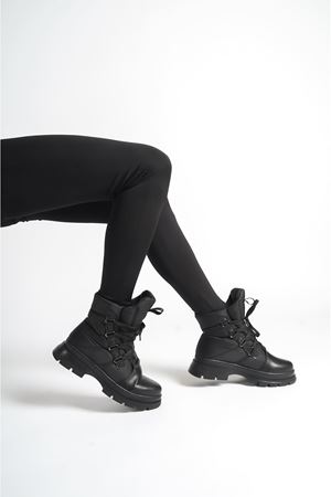 Marcy Siyah Paraşüt Mat Deri Kadın Kar Botu