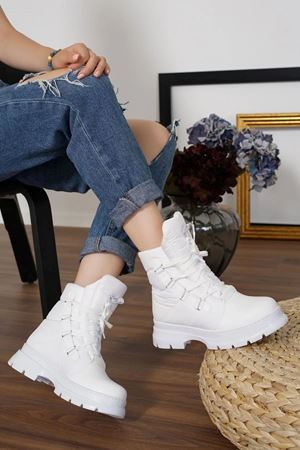 Marcy Beyaz Paraşüt Mat Deri Kadın Kar Botu