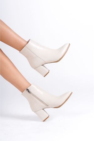 Collie Bej Mat Deri Fermuarlı Topuklu Kadın Bot