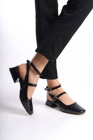 Avent Siyah Rugan Kadın Topuklu Ayakkabı