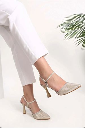 Chev Bej Taşlı Topuklu Kadın Ayakkabı