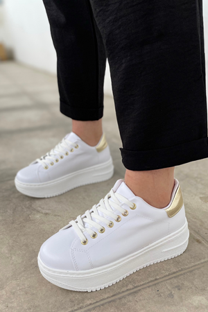 Delit Beyaz Mat Deri Kadın Spor Ayakkabı