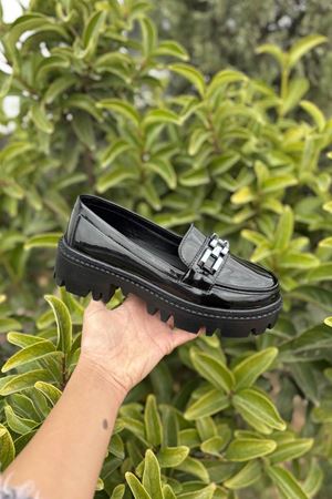 Bade Siyah Rugan Kadın Ayakkabı