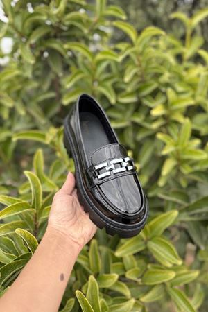 Bade Siyah Rugan Kadın Ayakkabı