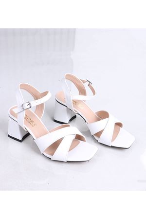 Hardy Beyaz Mat Deri Topuklu Kadın Ayakkabı