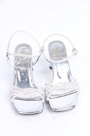 Berty Gümüş Taşlı Topuklu Kadın Ayakkabı