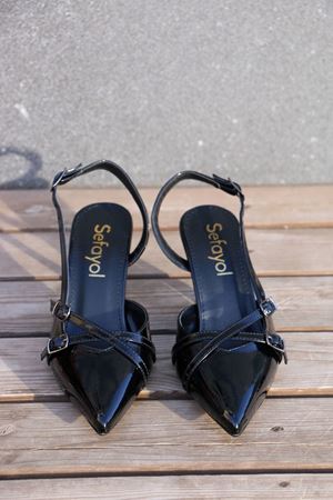 Jeremy Siyah Rugan Çİft Tokalı Topuklu Kadın Ayakkabı