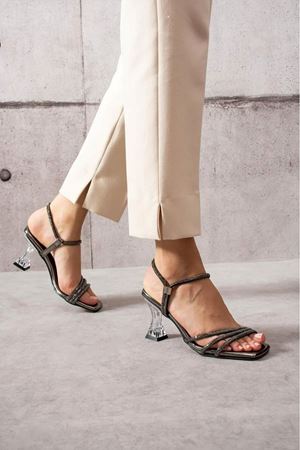 Jasper Platin Taşlı Şeffaf Topuklu Kadın Ayakkabı