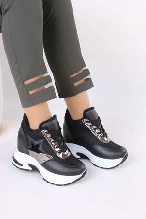 Katle Siyah Beyaz Taban Kürklü Gizli Topuklu Kadın Spor Ayakkabı