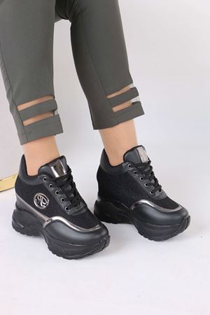 Karlis Siyah Kürklü Gizli Topuklu Kadın Spor Ayakkabı