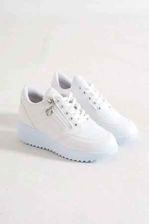 Karlens Beyaz Mat Deri Fermuarlı Bağcıklı Kadın Spor Ayakkabı