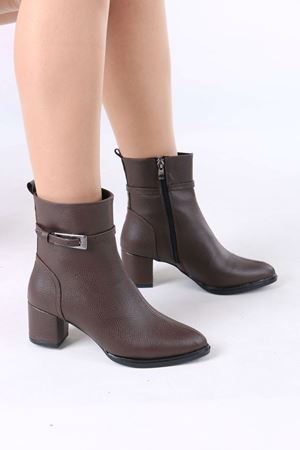 Junious Kahverengi Mat Deri Tokalı Fermuarlı Kadın Bot