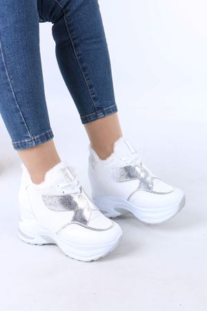 Leroy Beyaz Cırtlı Bağcıklı Gizli Topuklu Spor Ayakkabı