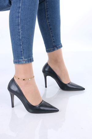 Lisle Siyah Mat Deri İnce Topuklu Kadın Ayakkabı
