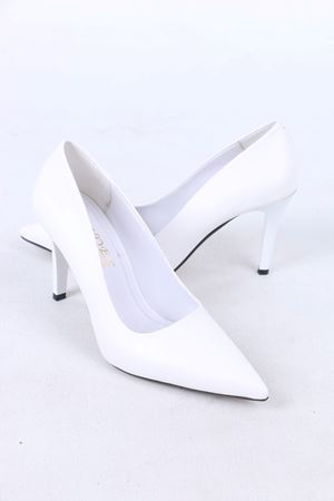 Lisle Beyaz Mat Deri İnce Topuklu Kadın Ayakkabı