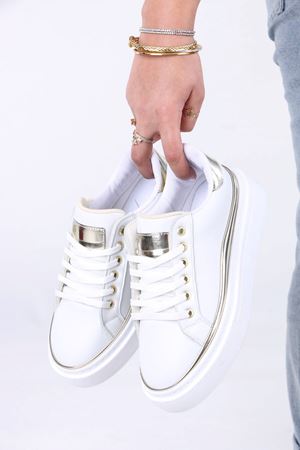 Kalle Beyaz Mat Deri Bağcıklı Kadın Spor Ayakkabı