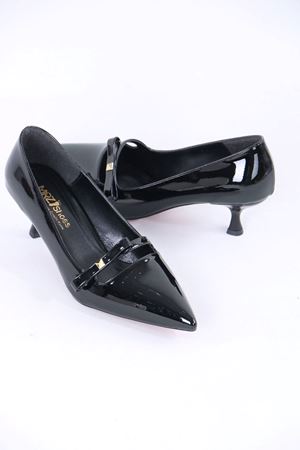 Larue Siyah Rugan Tokalı Topuklu Kadın Ayakkabı