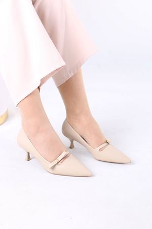 Larue Bej Mat Deri Tokalı Topuklu Kadın Ayakkabı