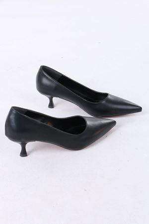 Mauger Siyah Mat Deri Topuklu Kadın Ayakkabı