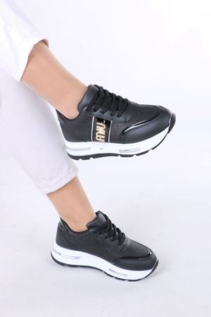 Karter Siyah Beyaz Taban Simli Kadın Spor Ayakkabı