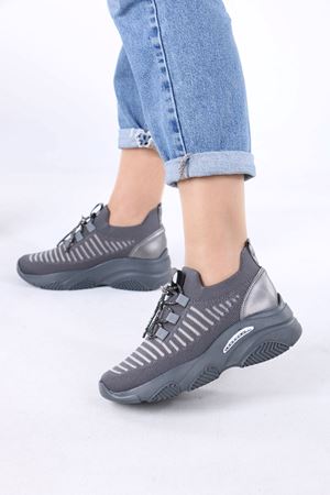 Joella Gri Triko Taşlı Bağcıklı Kadın Spor Ayakkabı