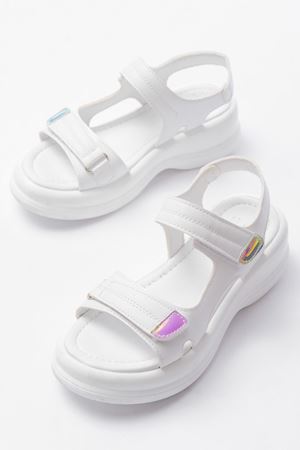 Majori Beyaz Mat Deri Tokalı Kadın Sandalet