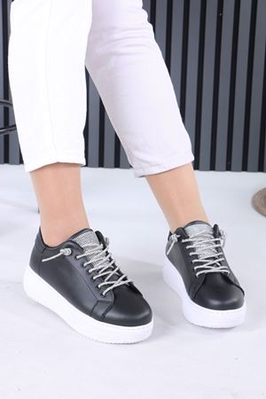 Josep Siyah Beyaz Taban Mat Deri Taşlı Kadın Spor Ayakkabı