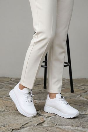 Lanton Beyaz Mat Deri Bağcıklı Kadın Günlük Spor Ayakkabı